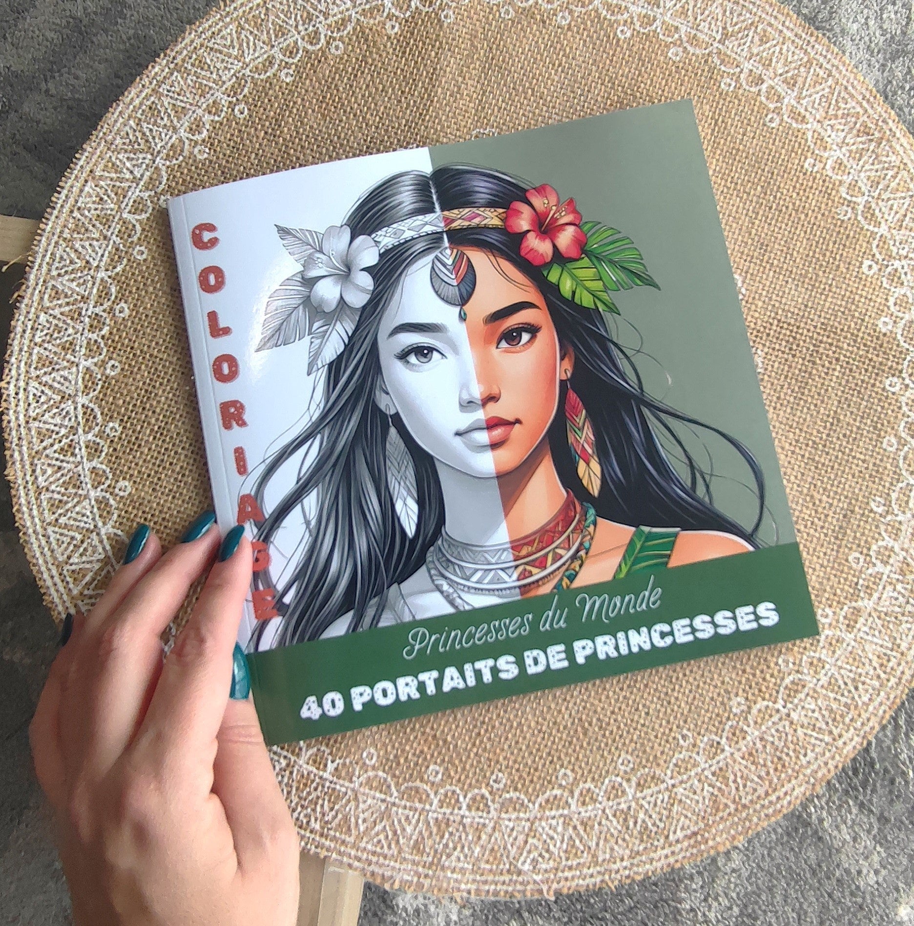 Coloriage Princesse du Monde Design d'Audrey